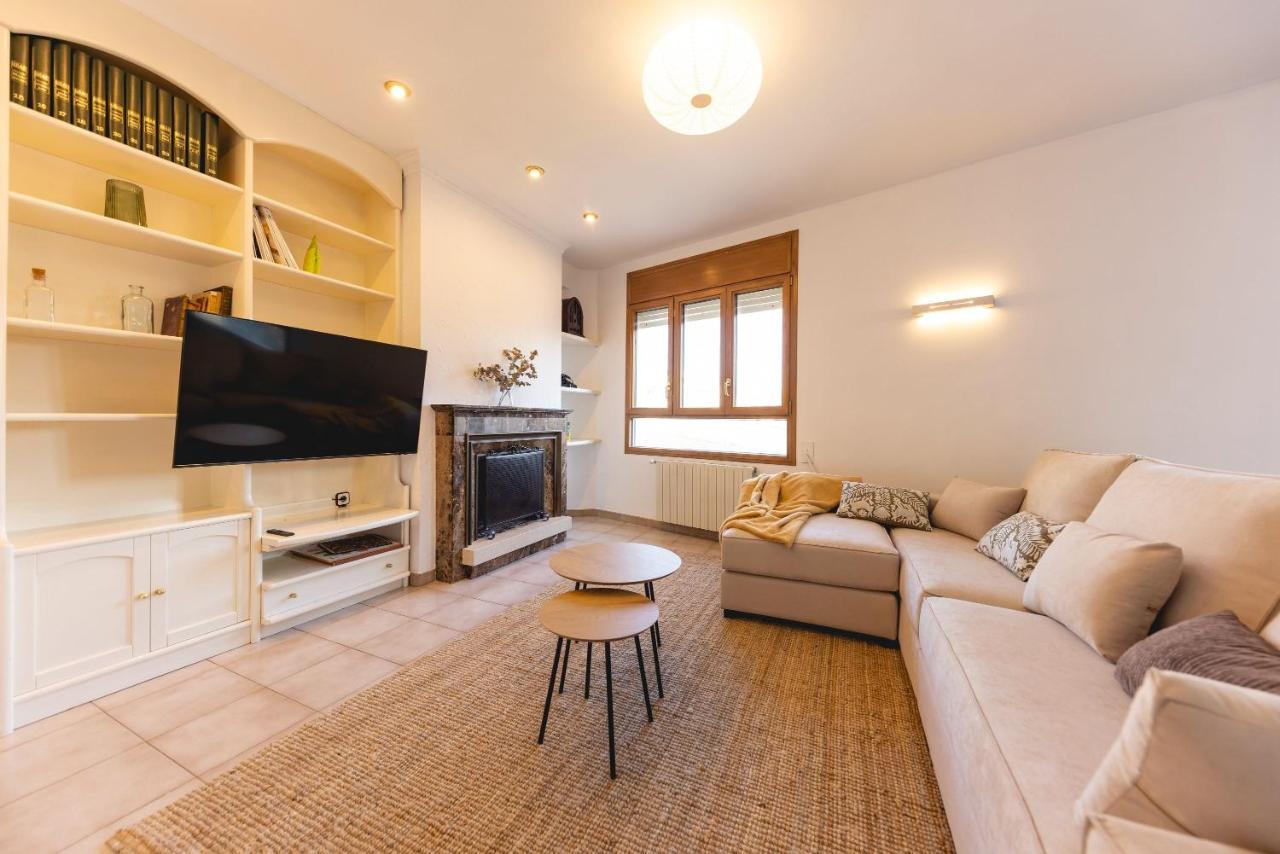 Bravissimo El Lleó, bright 4-bedroom apartment Gerona Exterior foto